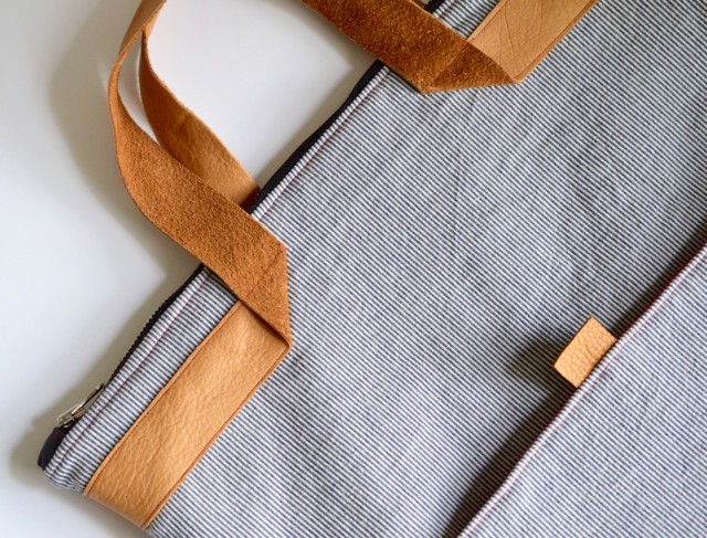 Field Study Fold-Over tote