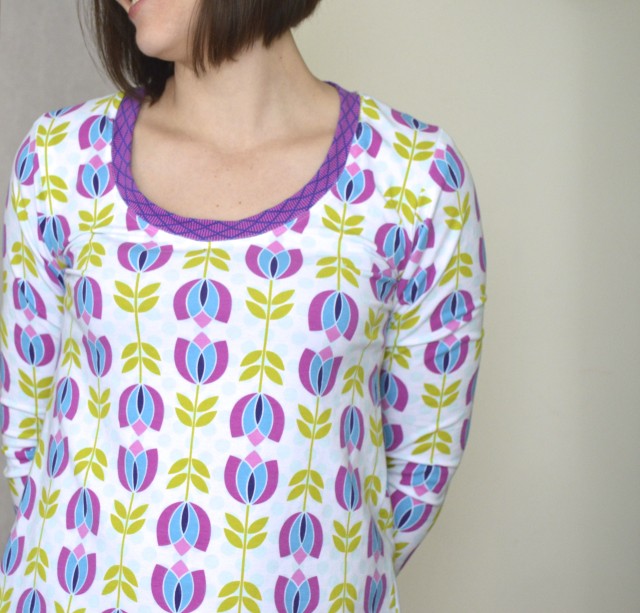 a plantain tee -a free pattern from deer & doe--made by a happy stitch
