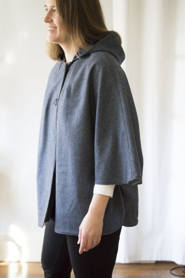 New York Cape in Wool _ sewn by a happy stitch