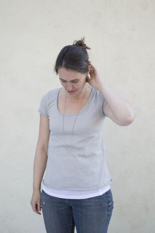 Everyday Elegance : A Sweater Knit Tee || sewn by a happy stitch