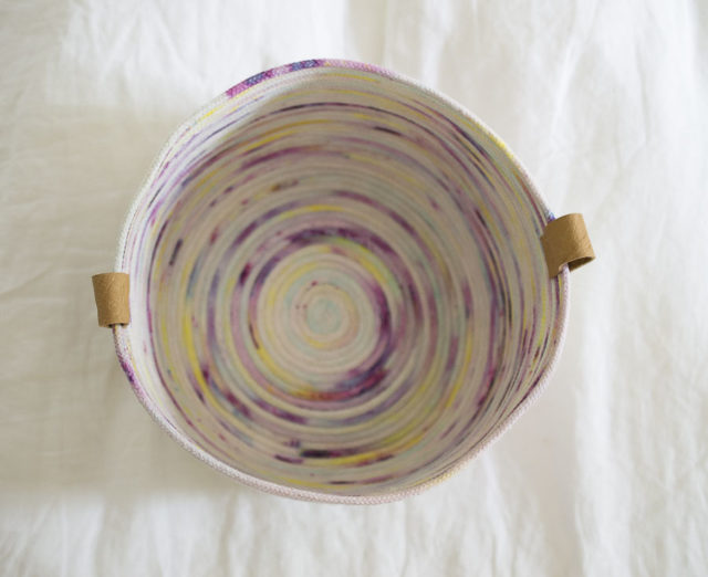 Ice Dyed Rope Bowl - A HAPPY STITCH